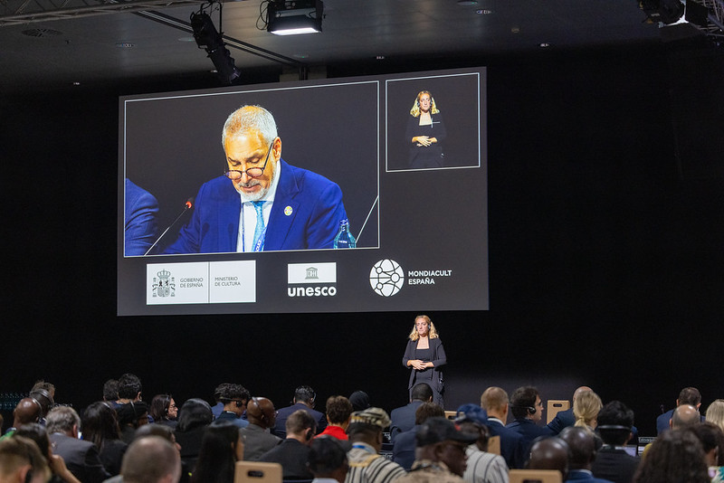 Ernesto Ottone addresses the MONDIACULT conference - ©UNESCO